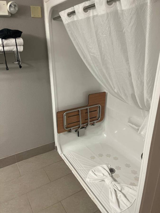 Country Inn & Suites By Radisson, Madison Southwest, Wi Fitchburg Luaran gambar